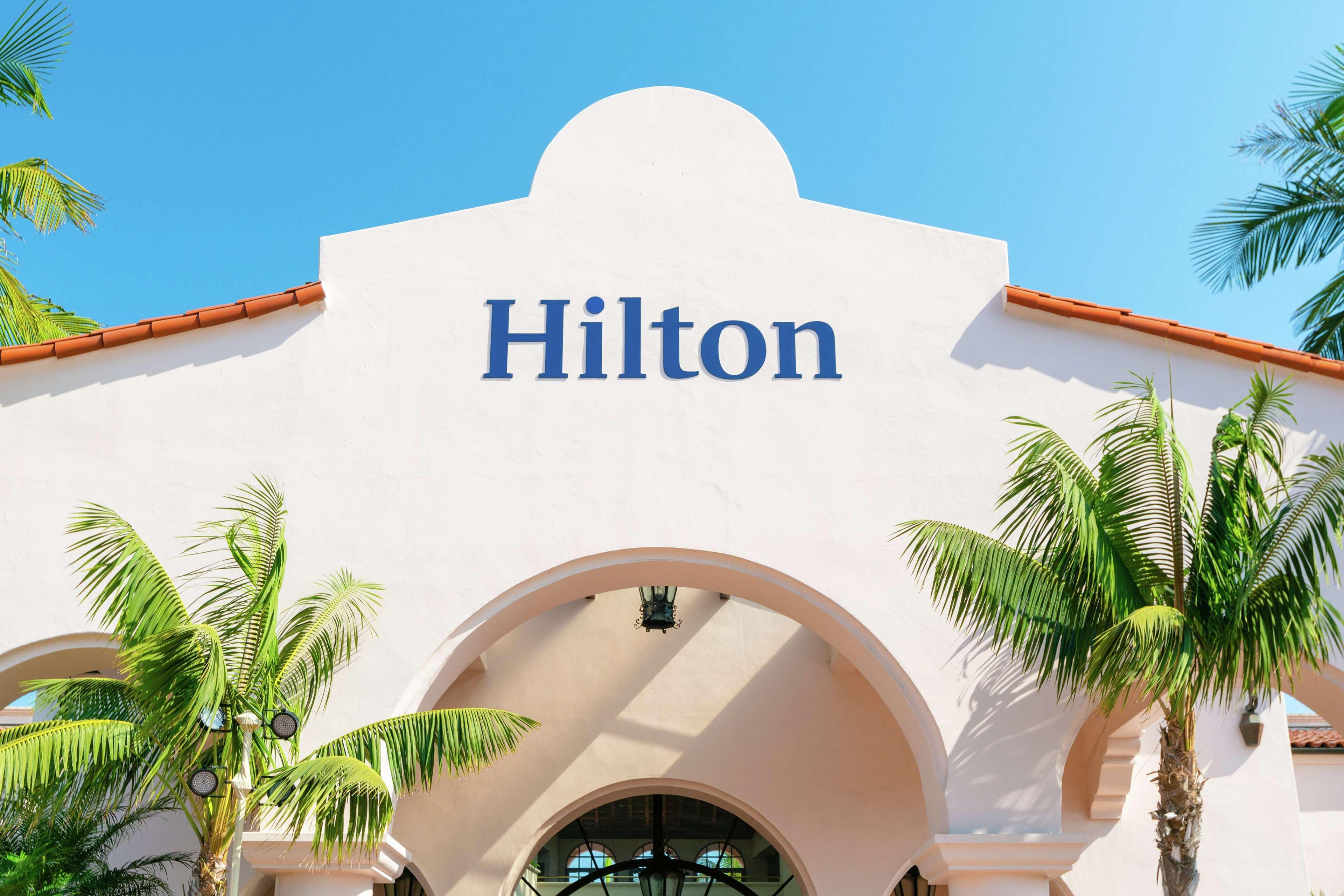 Hilton Santa Barbara Beachfront Resort Exterior photo
